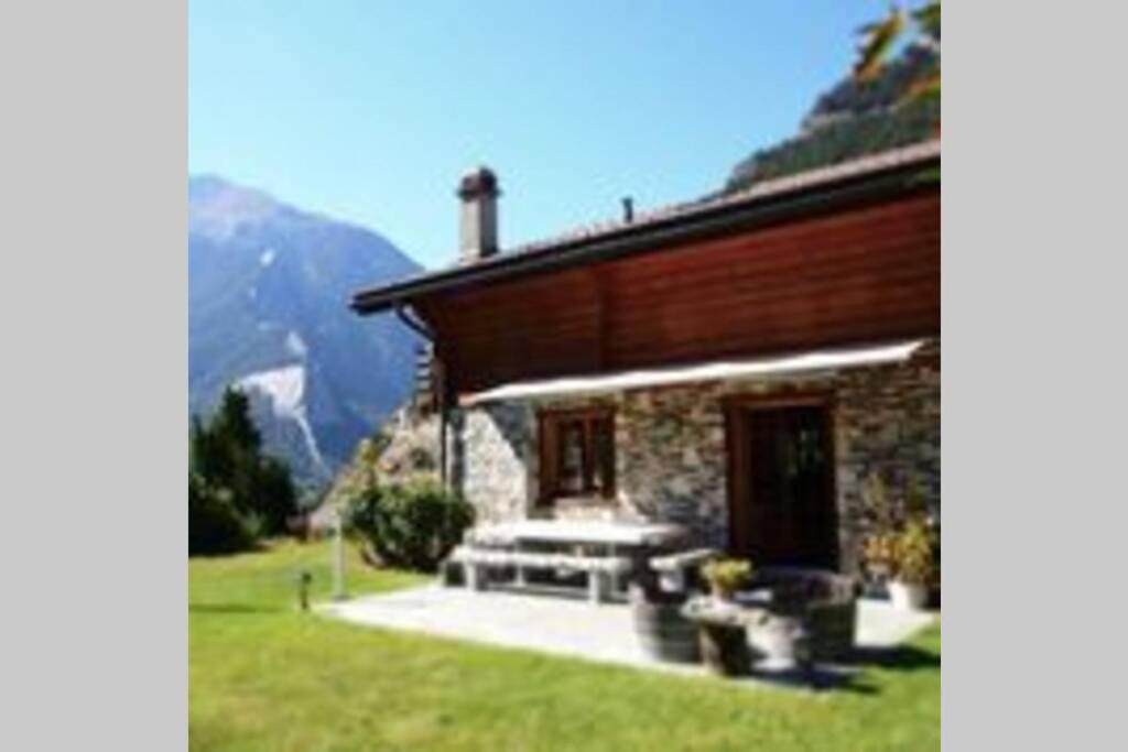 Chalet Edelweiss - Verbier, Mountain Views, Jacuzzi! Volleges 외부 사진